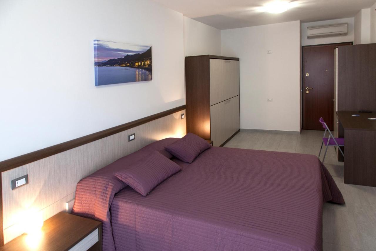 Locanda Brezza Marina Camera Quadrupla Finale Ligure Extérieur photo